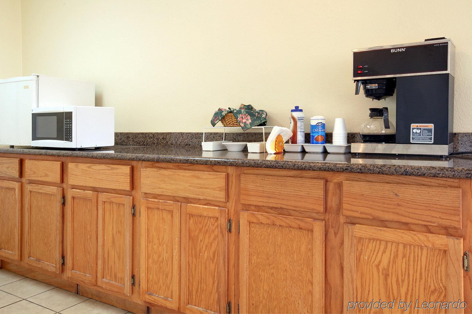 Americas Best Value Inn And Suites Greenwood Restaurante foto