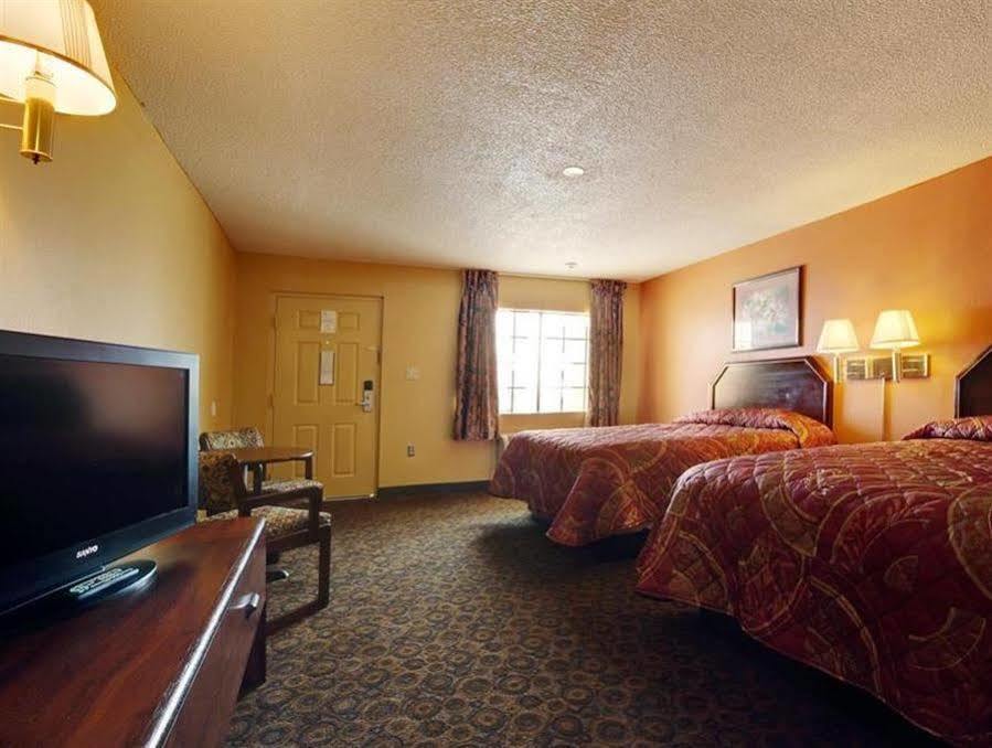 Americas Best Value Inn And Suites Greenwood Exterior foto